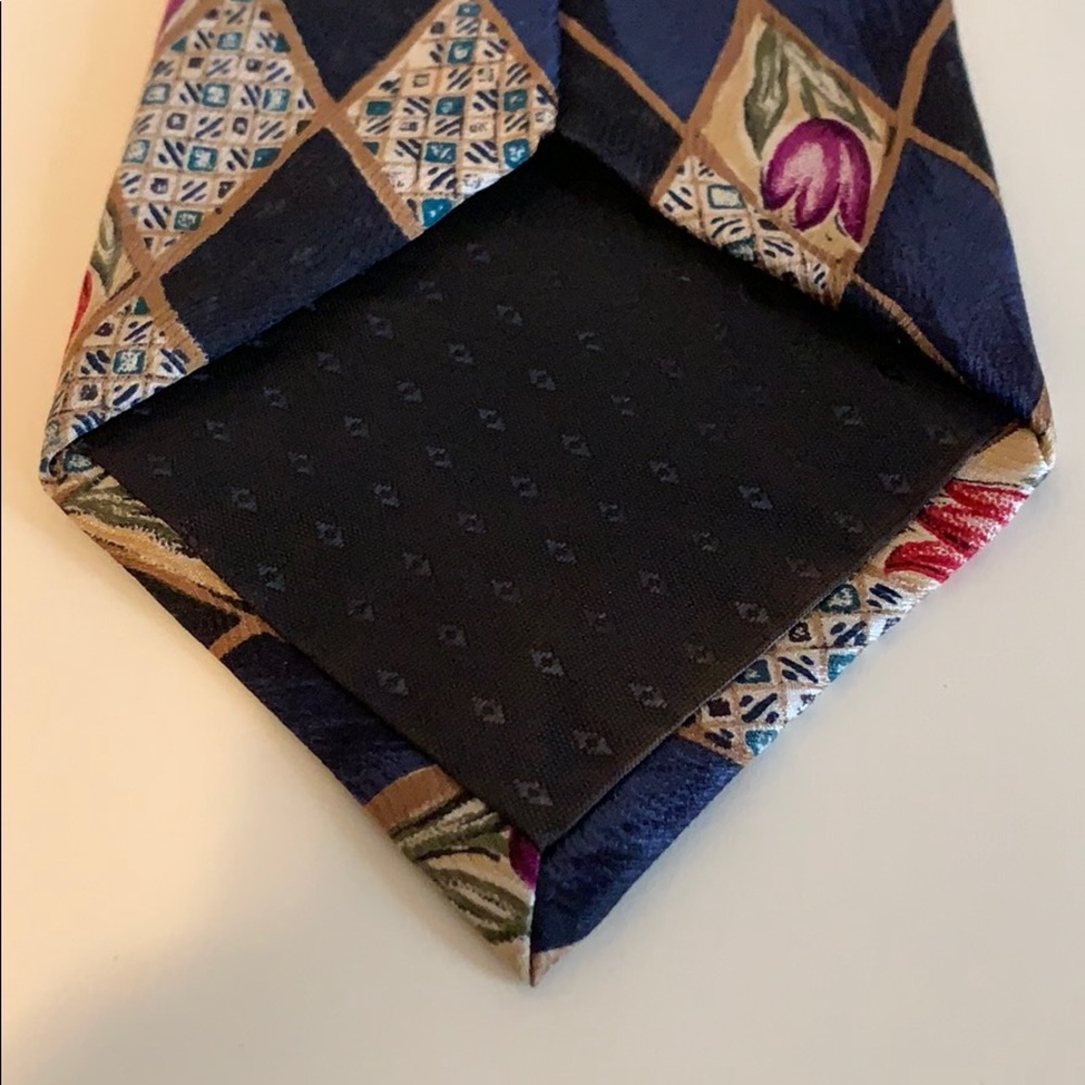 Bill Robinson Men’s Silk Necktie - Picture 2 of 9